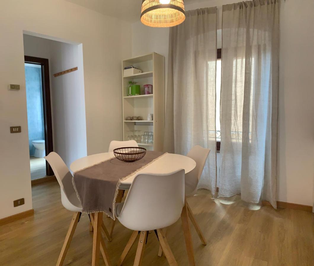 Clo Apartment ตอสโกลาโน มาแดร์โน ภายนอก รูปภาพ