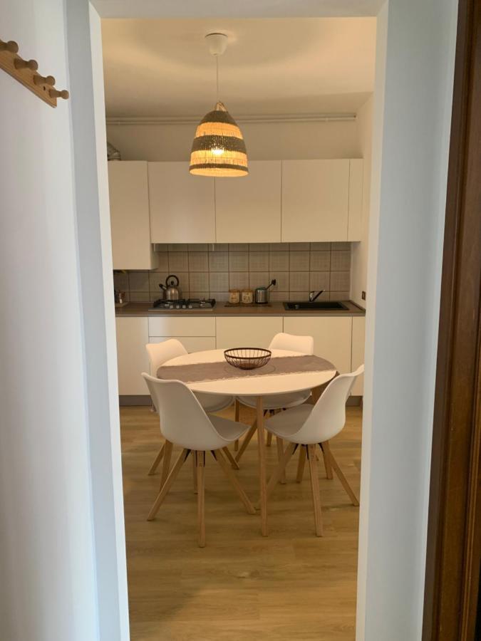 Clo Apartment ตอสโกลาโน มาแดร์โน ภายนอก รูปภาพ