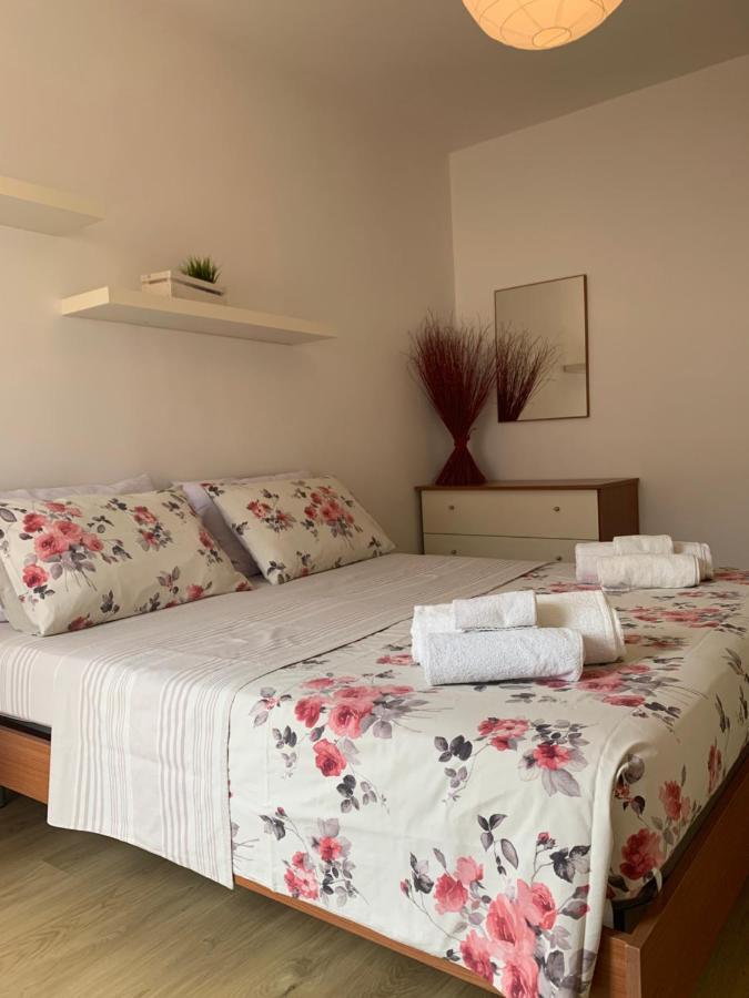 Clo Apartment ตอสโกลาโน มาแดร์โน ภายนอก รูปภาพ